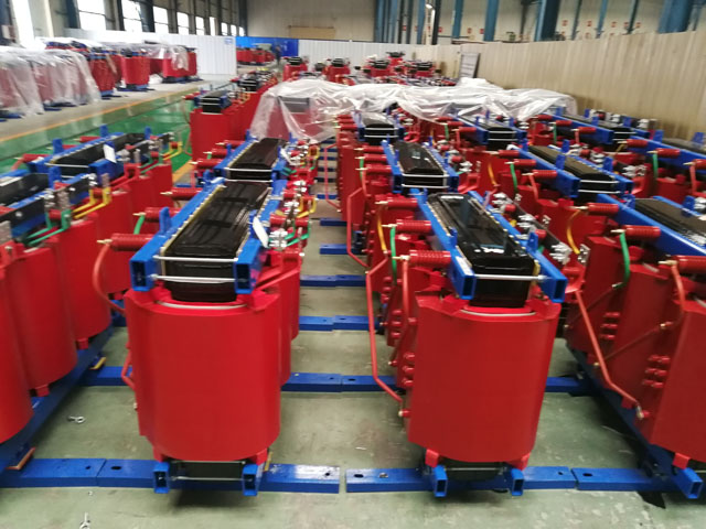 新龙50KVA干式变压器